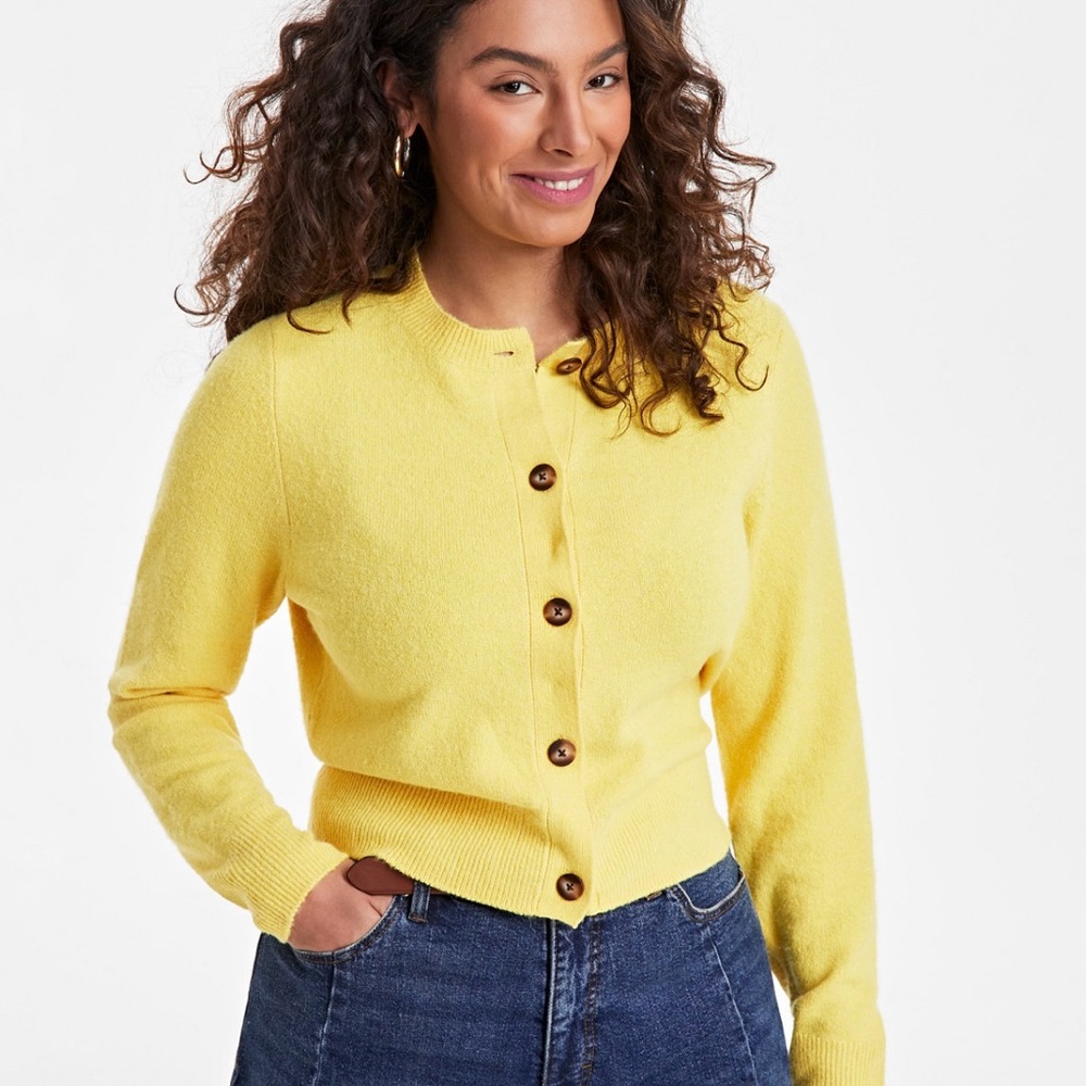 On 34th Sunny Yellow Fuzzy Knit Cropped Cardigan
